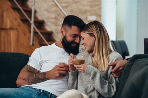 10 Belangrijke Dingen Die Elke Vrouw In Een Relatie Nodig Heeft